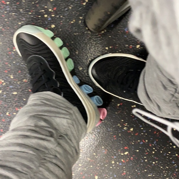 Meet your Posher, Charliee - Picture 3 of 8